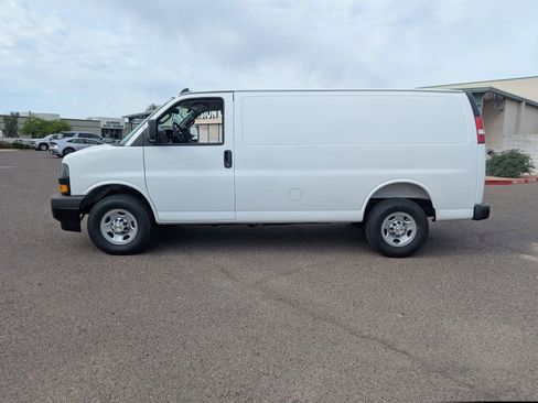 New 2026 Chevrolet Express 2500 w/ Driver Convenience Package RWD image 3