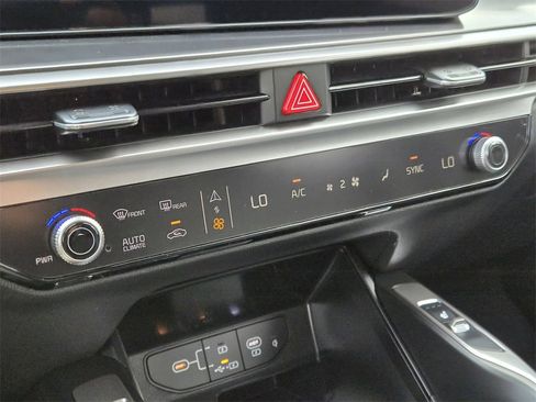 New 2026 Kia Sorento S image 14