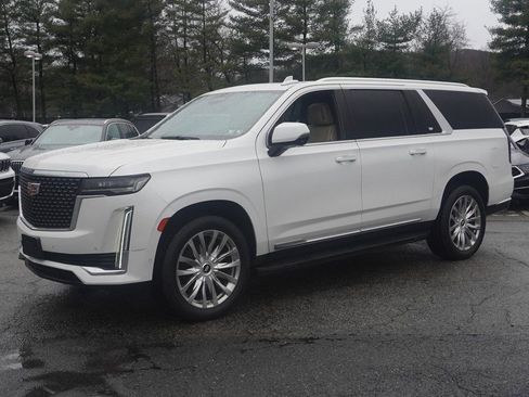 Used 2021 Cadillac Escalade ESV Premium Luxury AWD/4WD image 13