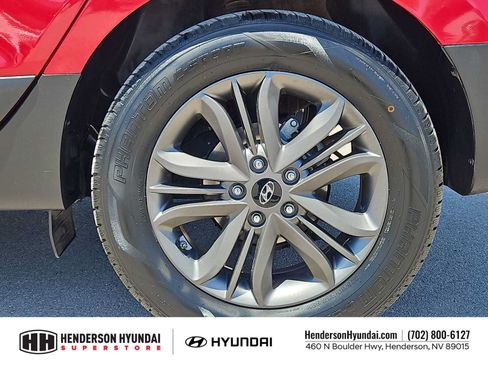 Used 2015 Hyundai Tucson SE FWD image 14