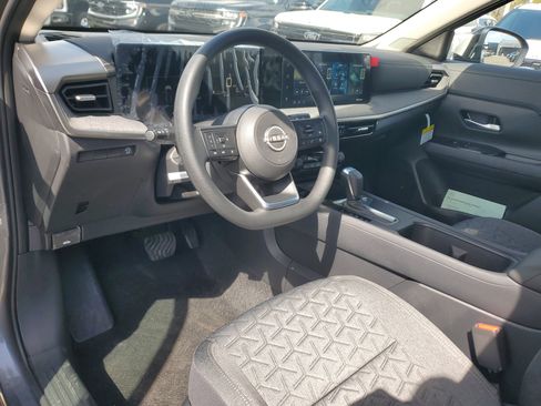 New 2026 Nissan Kicks SV image 9