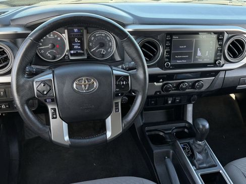 Used 2023 Toyota Tacoma TRD Sport image 13