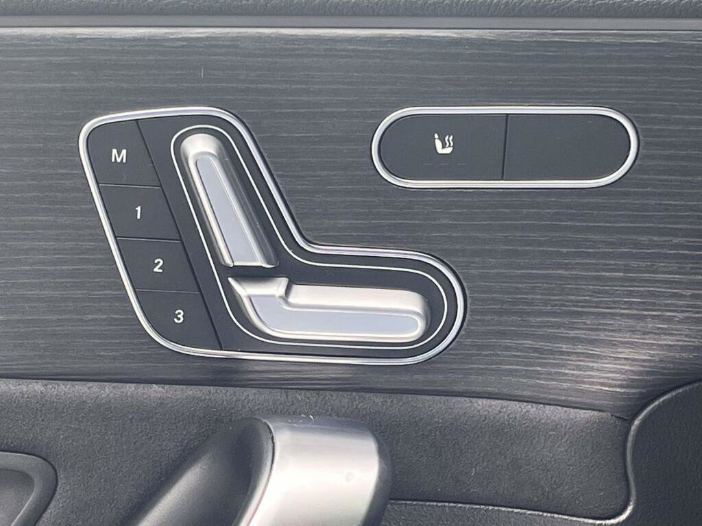 Certified 2023 Mercedes-Benz CLA 250 4MATIC image 30