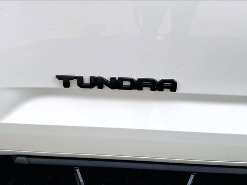 Used 2024 Toyota Tundra SR5 w/ SR5 Premium Package AWD/4WD image 30