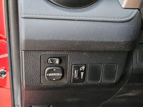 Used 2016 Toyota RAV4 LE FWD image 23