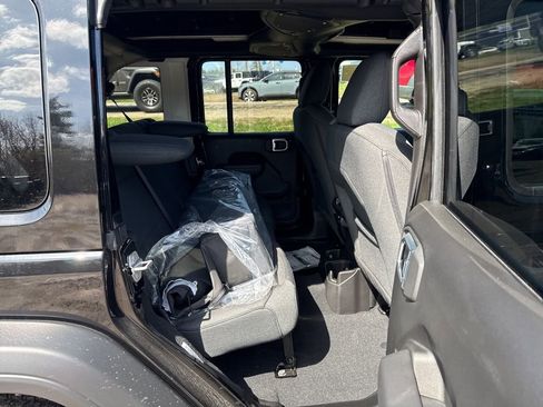 New 2026 Jeep Wrangler Sport S image 25