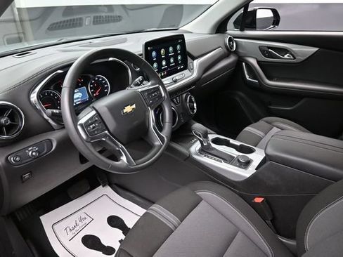Used 2024 Chevrolet Blazer LT w/ Convenience Package FWD image 18