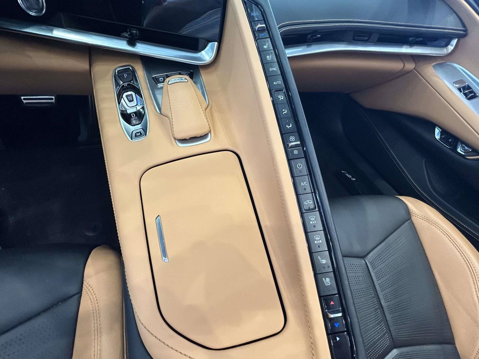 Used 2022 Chevrolet Corvette Stingray Premium Conv w/ 3LT RWD image 24