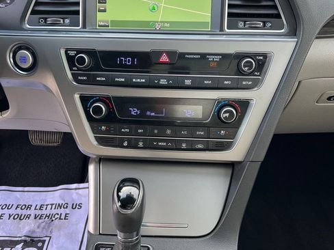 Used 2016 Hyundai Sonata Limited w/ Option Group 04 image 8