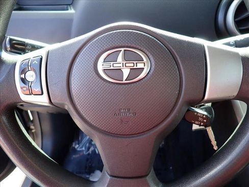 Used 2011 Scion xB FWD image 14