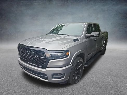 Used 2025 RAM 1500 Big Horn AWD/4WD image 4