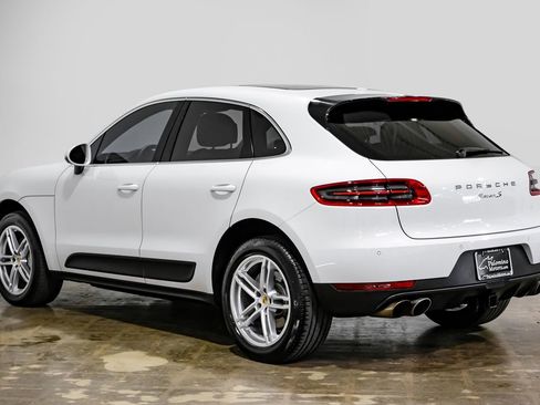 Used 2017 Porsche Macan S image 10