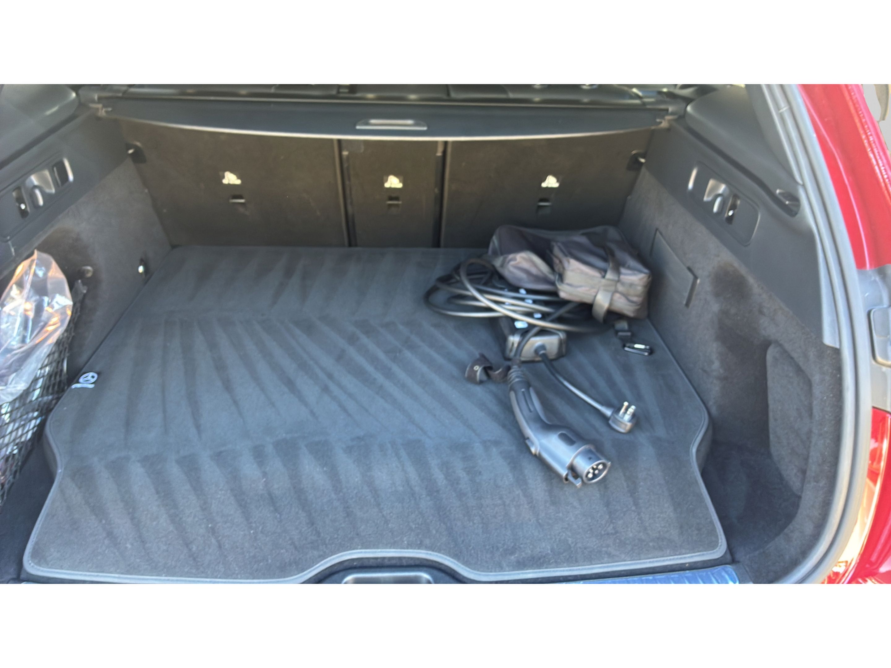 Used 2025 Mercedes-Benz GLC 350e 4MATIC image 22