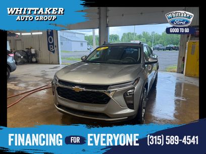 Used 2025 Chevrolet Trax LT