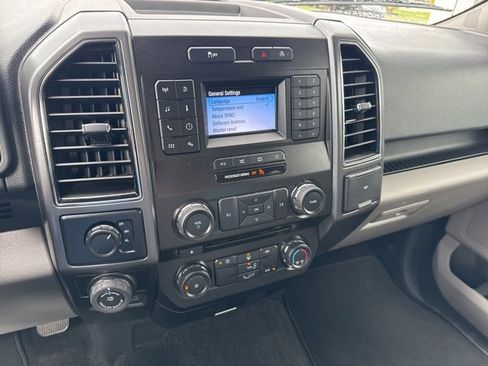 Used 2018 Ford F150 XLT w/ Trailer Tow Package image 15