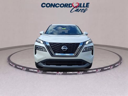Certified 2023 Nissan Rogue SV AWD/4WD image 3