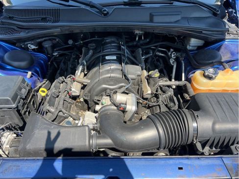 Used 2012 Dodge Challenger R/T RWD image 27