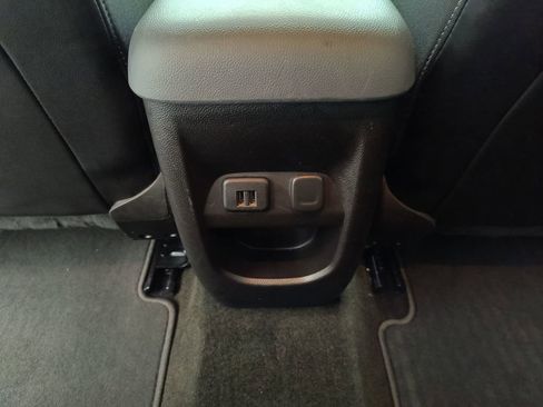 Used 2015 Chevrolet Colorado Z71 image 20