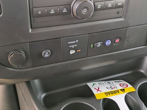 New 2025 Chevrolet Express 2500 w/ Driver Convenience Package image 33