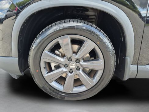 Certified 2023 Honda Pilot Sport image 32
