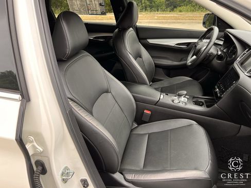 Used 2021 INFINITI QX50 Sensory w/ Cargo Package AWD/4WD image 26