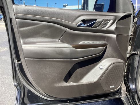 Used 2023 GMC Acadia AT4 w/ Technology Package image 37