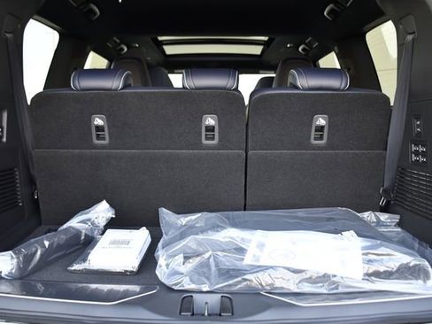 New 2026 INFINITI QX80 4WD w/ Sport Exterior Package image 39