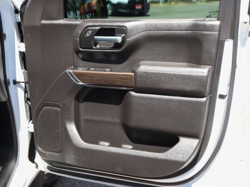 Used 2022 Chevrolet Silverado 1500 LT RWD image 37
