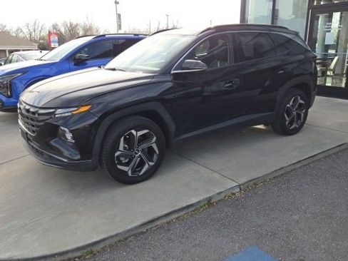 Used 2022 Hyundai Tucson Limited w/ Cargo Package image 2