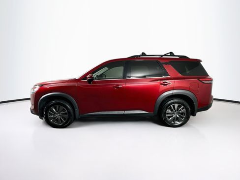 Used 2022 Nissan Pathfinder SV FWD image 4