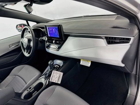 Certified 2026 Toyota Corolla SE FWD image 27