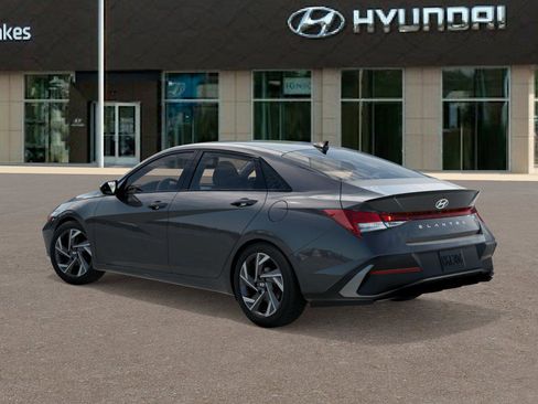New 2026 Hyundai Elantra SEL Sport Premium image 5
