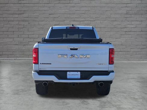 Used 2025 RAM 1500 Laramie w/ Sport Appearance Package AWD/4WD image 4