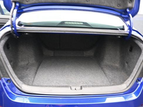 Used 2018 Honda Accord Sport image 15