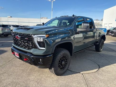 New 2026 Chevrolet Silverado 2500 ZR2 w/ LPO, Dark Essentials Package image 4