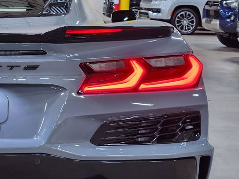 Used 2025 Chevrolet Corvette Z06 image 22