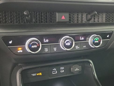 Certified 2025 Honda CR-V EX image 30