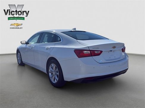 Used 2024 Chevrolet Malibu LT image 4