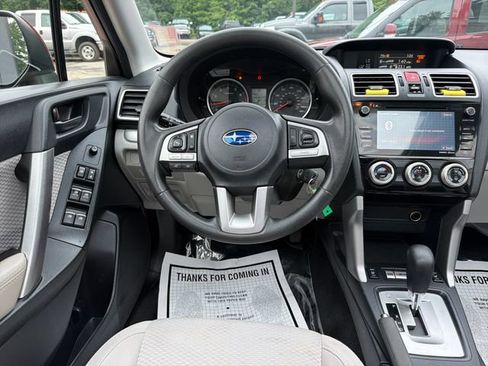 Used 2017 Subaru Forester 2.5i Premium w/ All-Weather Package AWD/4WD image 15