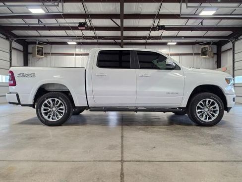 Used 2019 RAM 1500 Laramie AWD/4WD image 6