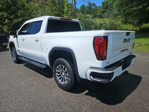 Used 2021 GMC Sierra 1500 AT4 w/ AT4 Value Package AWD/4WD image 3