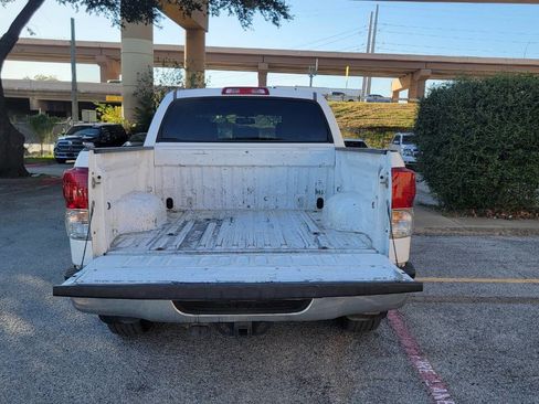 Used 2012 Toyota Tundra 4x4 CrewMax image 10