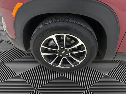 Certified 2024 Chevrolet TrailBlazer LT FWD image 9