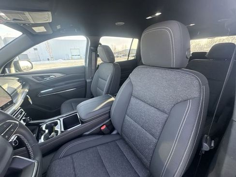 New 2026 Chevrolet Traverse LT w/ Driver Confidence Package AWD/4WD image 20