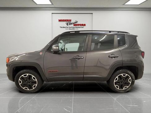 Used 2017 Jeep Renegade Trailhawk image 4