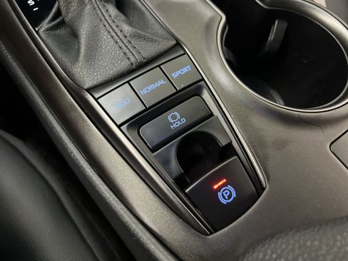 Used 2024 Toyota Camry XSE FWD image 30