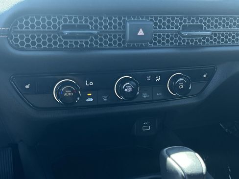 Certified 2023 Honda HR-V Sport image 16