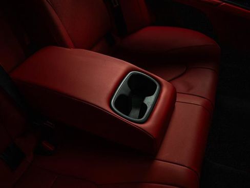 Used 2021 Toyota Camry XSE image 12