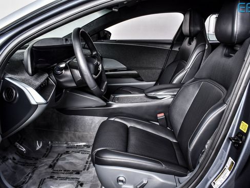 Used 2024 Lucid Air Touring image 14