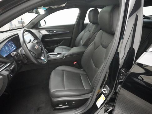 Used 2023 Cadillac CT4 Premium Luxury image 7